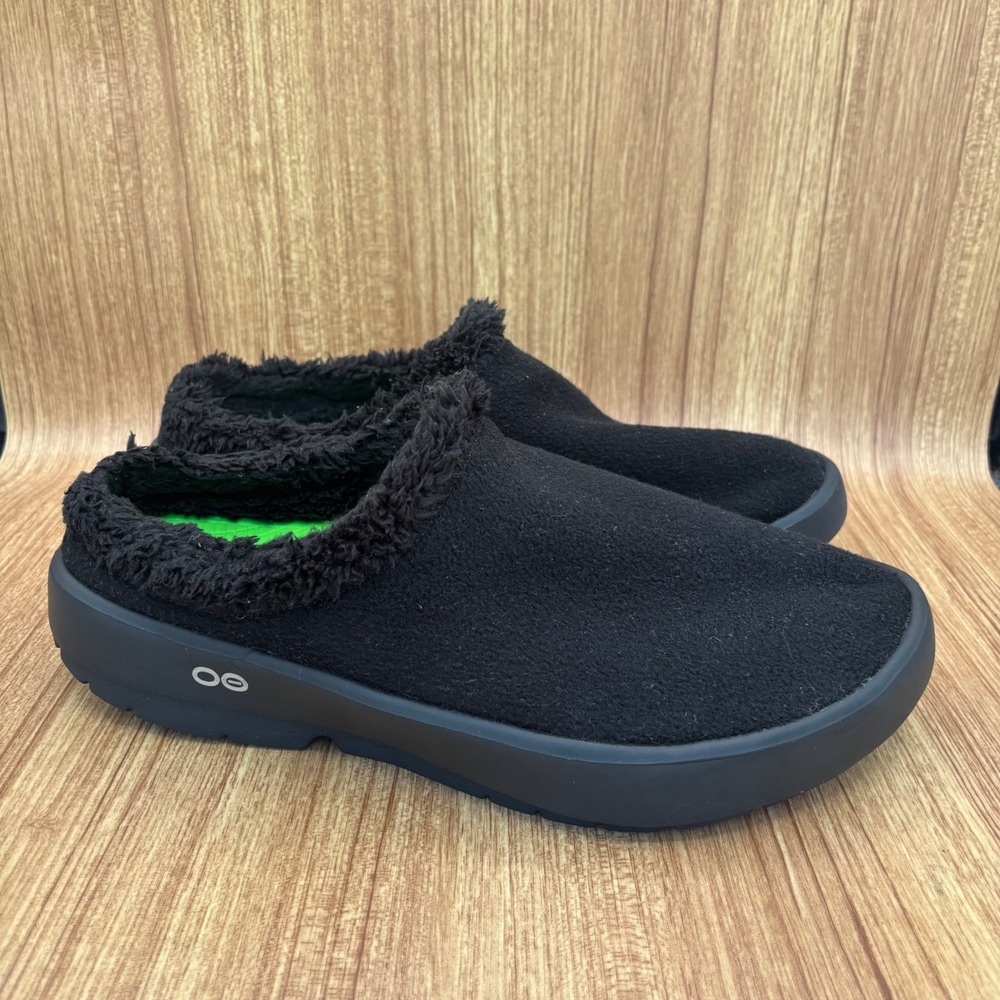 Oofos OOmg Luxe Low Clogs Mens 12.5 Black Faux Fur Lined Recovery Shoes